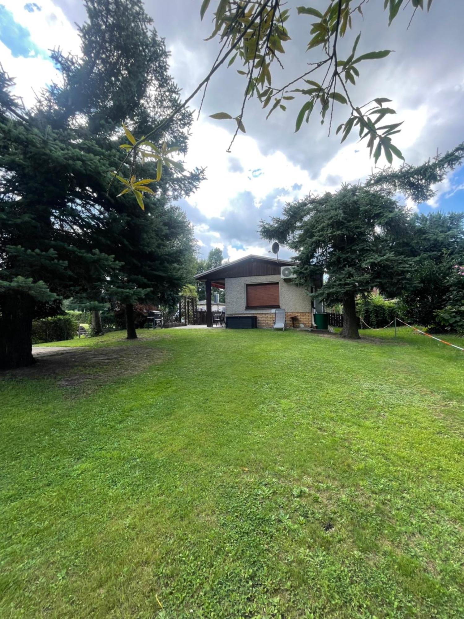 Gruener Bungalow Am Kiebitzsee Villa Falkenberg/Elster Exterior photo